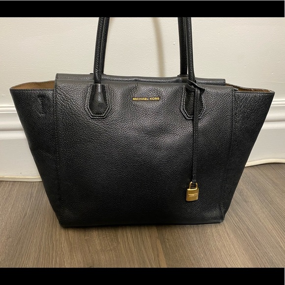 Michael Kors Tote - Picture 2 of 5